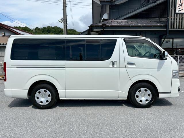 ハイエースバン