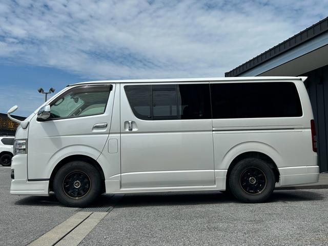 ハイエースバン