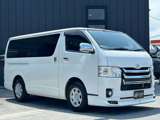 ハイエースバン